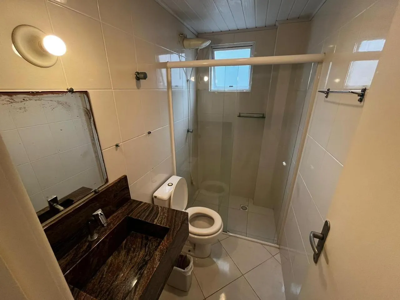 아파트 Otimo Apartamento De 2 Quartos 2 Bwcs Em Itapema Meia Praia - Aluguel De Temporada